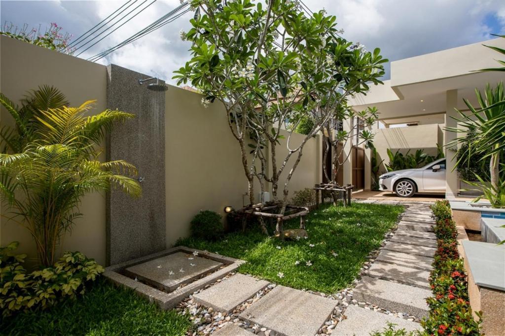 Shanti Villas X Monthstayz Thailand Rawai Buitenkant foto